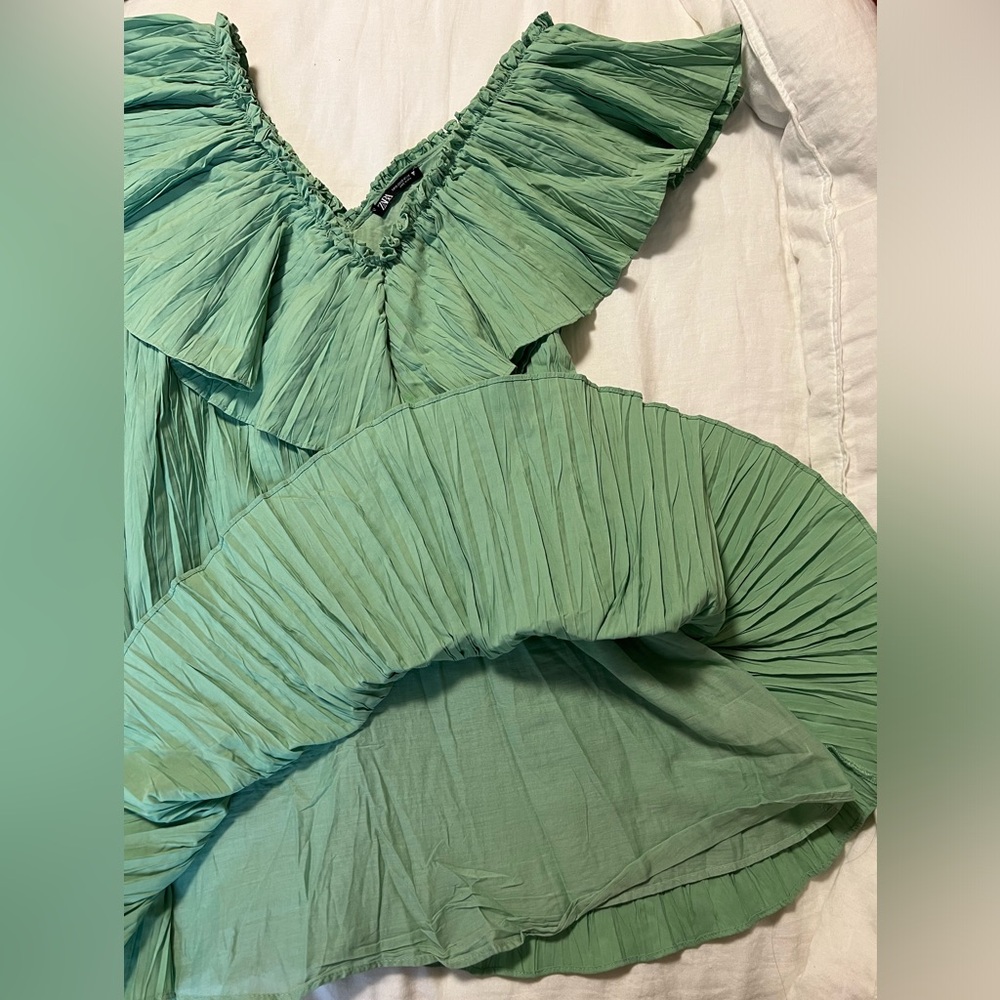 Zara voluminous pleated ruffle dress - Picture 7 of 7